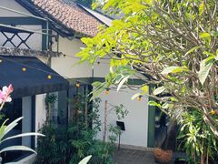 -喜洲吧·江畔老船厂·庭院餐厅(喜临院店)