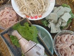 -王婆乔鲜鱼自助火锅(蜀汉路店)