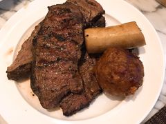 牛排-北京王府井希尔顿酒店·万斯阁西餐厅