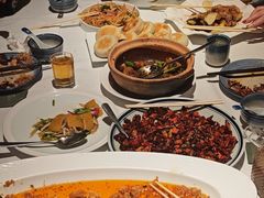 -八府香鸭·啫啫煲(华山路店)