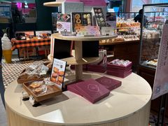 -CARINO BAKERY&CAFE(人广来福士店)