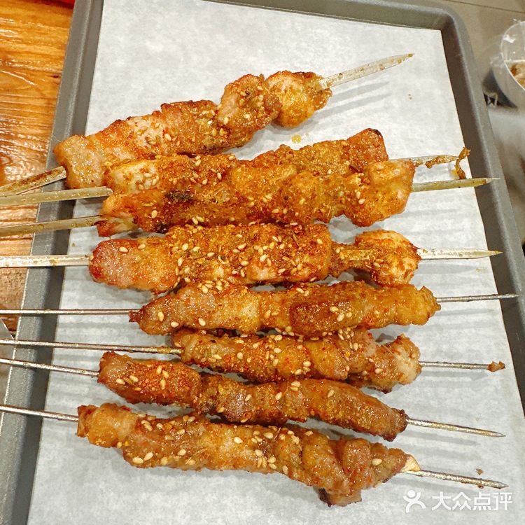没想到在上海也能吃到这么好吃的烧烤店[调皮]
