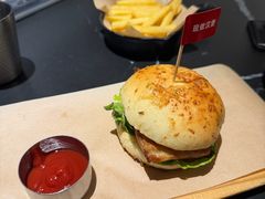 -必胜客(万达百货店)