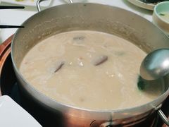 -洪氏嗨捞·猪肚鸡火锅(阳光天地店)
