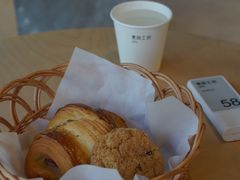 -麦田工坊(月湖店)