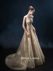 -南京宝娜嫁衣婚纱礼服馆(中央路店)