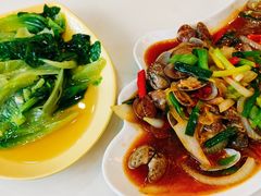 -覃记海鲜美食餐厅