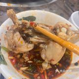 来一口爽爆的牛蛙～