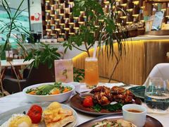 -théATRE茶聚场·餐厅(环球金融中心店)