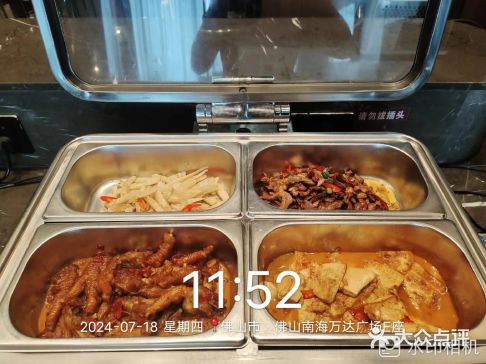 农夫山泉、百岁山、可乐、雪碧、纯牛奶