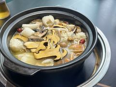 -野菌皇海景野生菌火锅(滨海大道店)