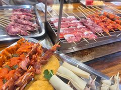 -哈尔滨小酒馆·鲜肉现穿自助烧烤(康新花园店)
