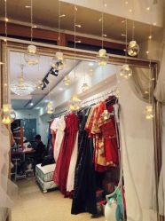 -红馆妆造(中央大街店)