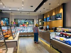 面包甜点陈列柜-巴黎贝甜(大宁国际商业广场店)