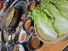 -阿山卓·野生菌火锅·纳西火塘烤肉