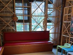 -湘西小馆(滨河路店)