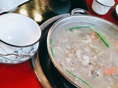 -老石黑山羊毛驴肉火锅(金凯广场店)