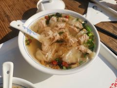 -汪一挑馄饨(老街店)