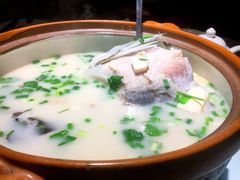 -姜君·千岛湖鱼头馆(浦东大道店)