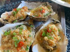 蒜蓉炭烤生蚝-蠔友汇·海鲜·生蚝烧烤(大东店)