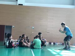 -呈康体育青少年篮球培训班(虹口店)