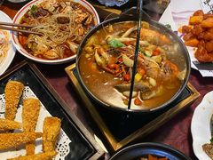 -堂瓦里·33年传统赣菜(第一街区店)