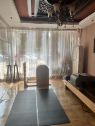 -威思丽高温瑜伽会馆