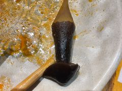 -老牌坊云南鱼豆花火锅(爱建店)