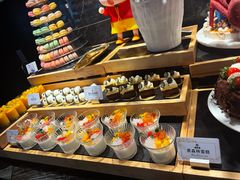 -雍容荟帝王蟹活龙虾展台自助(IFS黑金店)