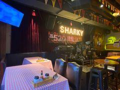 -鲨鱼美式餐厅酒吧Sharky