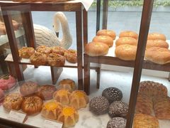 -白天鹅宾馆·美食屋