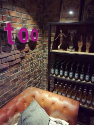 -鳌首刺青纹身 穿孔饰品店