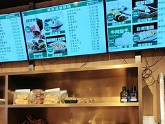 -护国寺小吃店(红莲南路店)