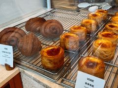 -VERIE BAKEHOUSE