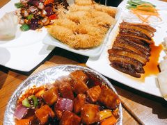 -宝燕海货工场(长江国际店)