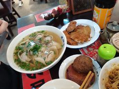 上海传统面拖排骨-逸桂禾面馆