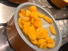 -龍歌自助小火锅(市南金茂湾店)