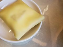芒果班戟-知粤塘港式茶餐厅