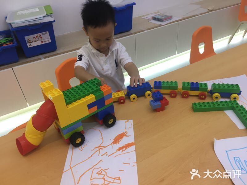 斯坦星球AI编程·机器人科创·科学实验·信奥·思维·STEM·积木拼搭·竞赛考级(浦东联洋广场大拇指龙阳御桥中心)图片