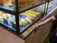 面包甜点陈列柜-仙峰天然面包(迎宾路店)