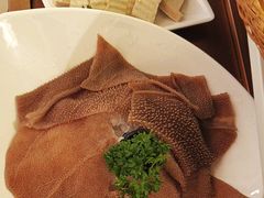-洪氏嗨捞·广东猪肚鸡·椰子鸡火锅(西咸万象城店)