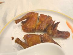 妙龄脆皮乳鸽-聚福宝合苑食府(南头镇店)