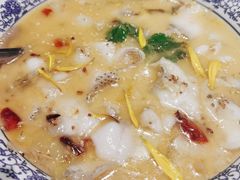 特色酸菜鲈鱼-和平馆·地道港澳茶餐厅(西门口店)