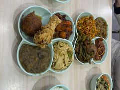 -晓宇盒饭(民安街店)