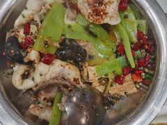 -辛香味烧鱼馆·非遗技艺·排骨红烧肉(光谷医药园店)
