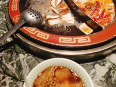-潮辣重庆火锅(二七万达店)