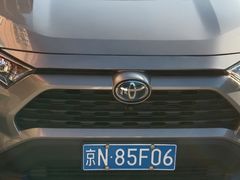 -居然之家金源店-停车场