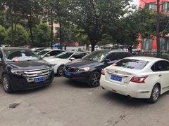 -途虎养车工场店(成都晨辉路店)