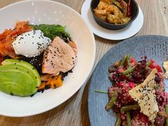 生三文鱼拌饭-Moka Bros 摩卡站(西单大悦城店)