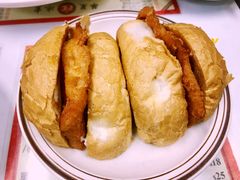 特色猪扒包-华星冰室(湾仔店)